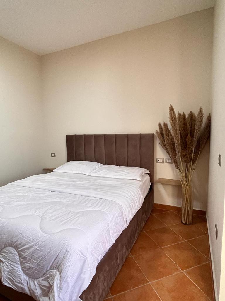 Belix Hotel Apartments, Near The Beach Durrës Exteriör bild