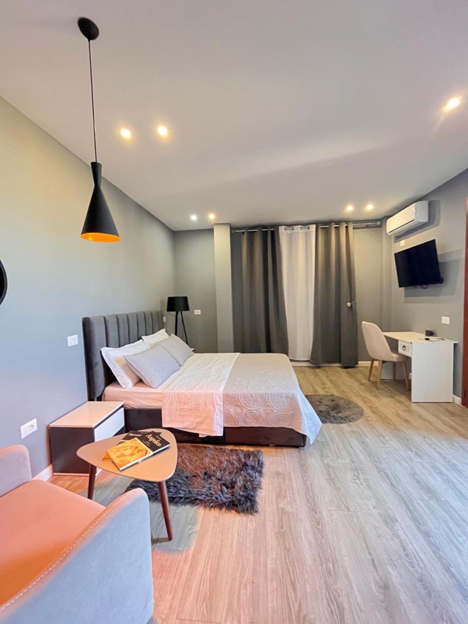 Belix Hotel Apartments, Near The Beach Durrës Exteriör bild