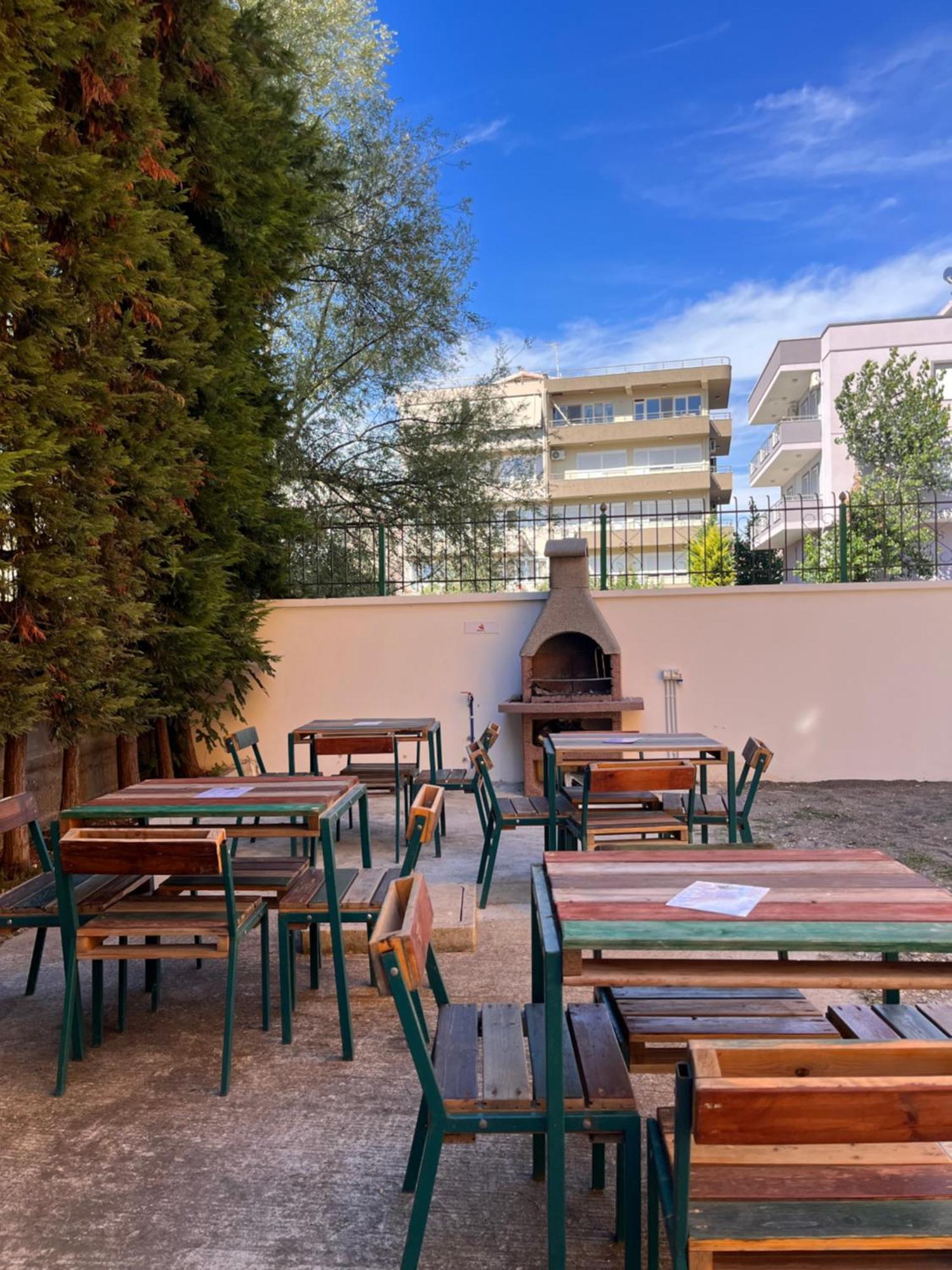 Belix Hotel Apartments, Near The Beach Durrës Exteriör bild