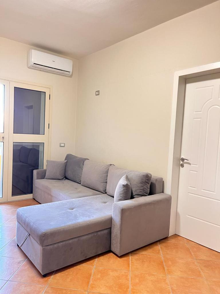Belix Hotel Apartments, Near The Beach Durrës Exteriör bild