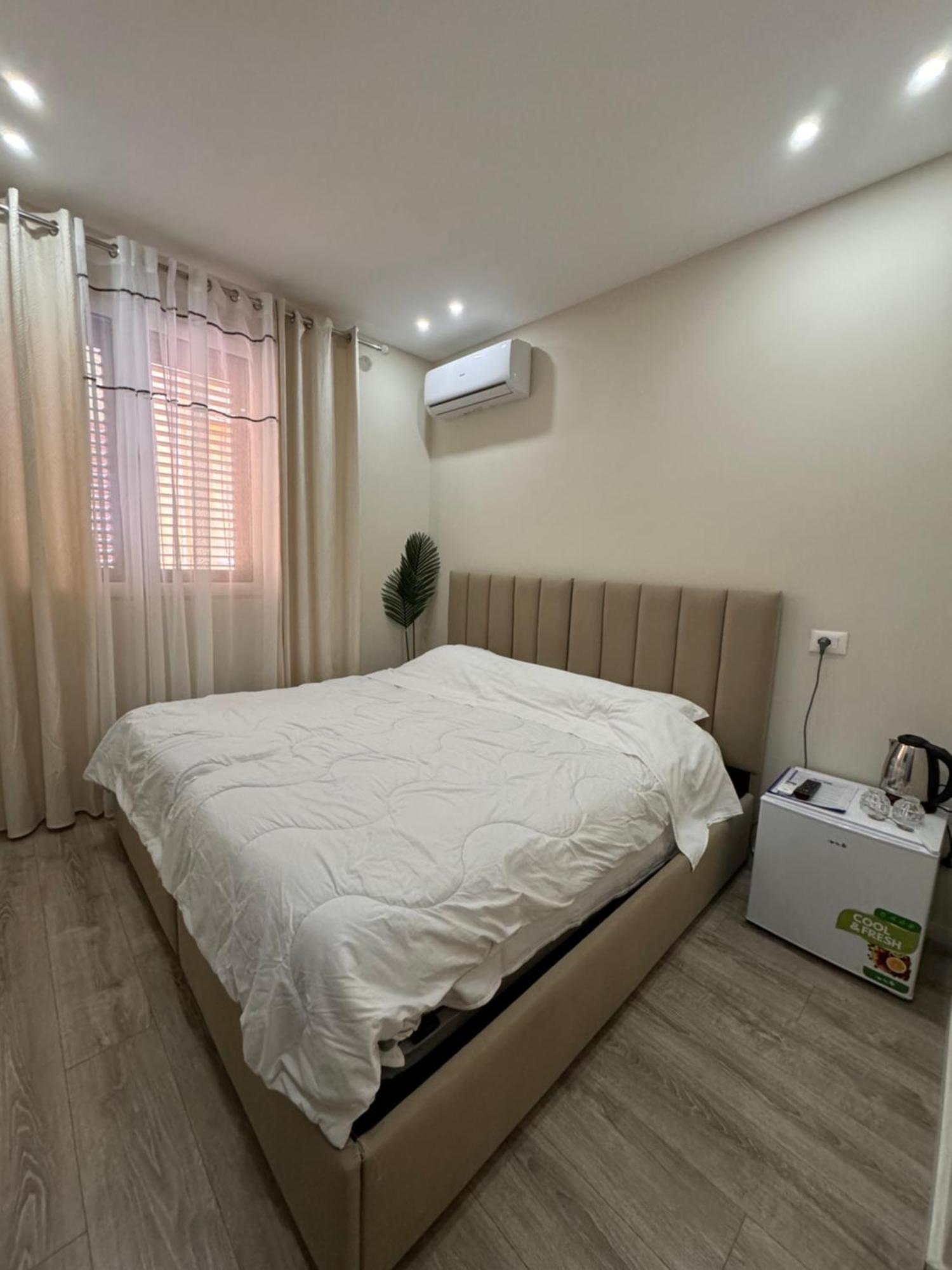 Belix Hotel Apartments, Near The Beach Durrës Exteriör bild