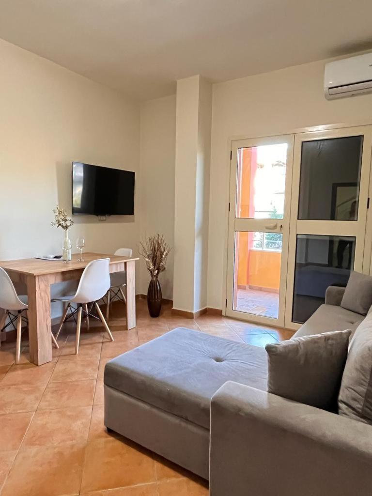 Belix Hotel Apartments, Near The Beach Durrës Exteriör bild