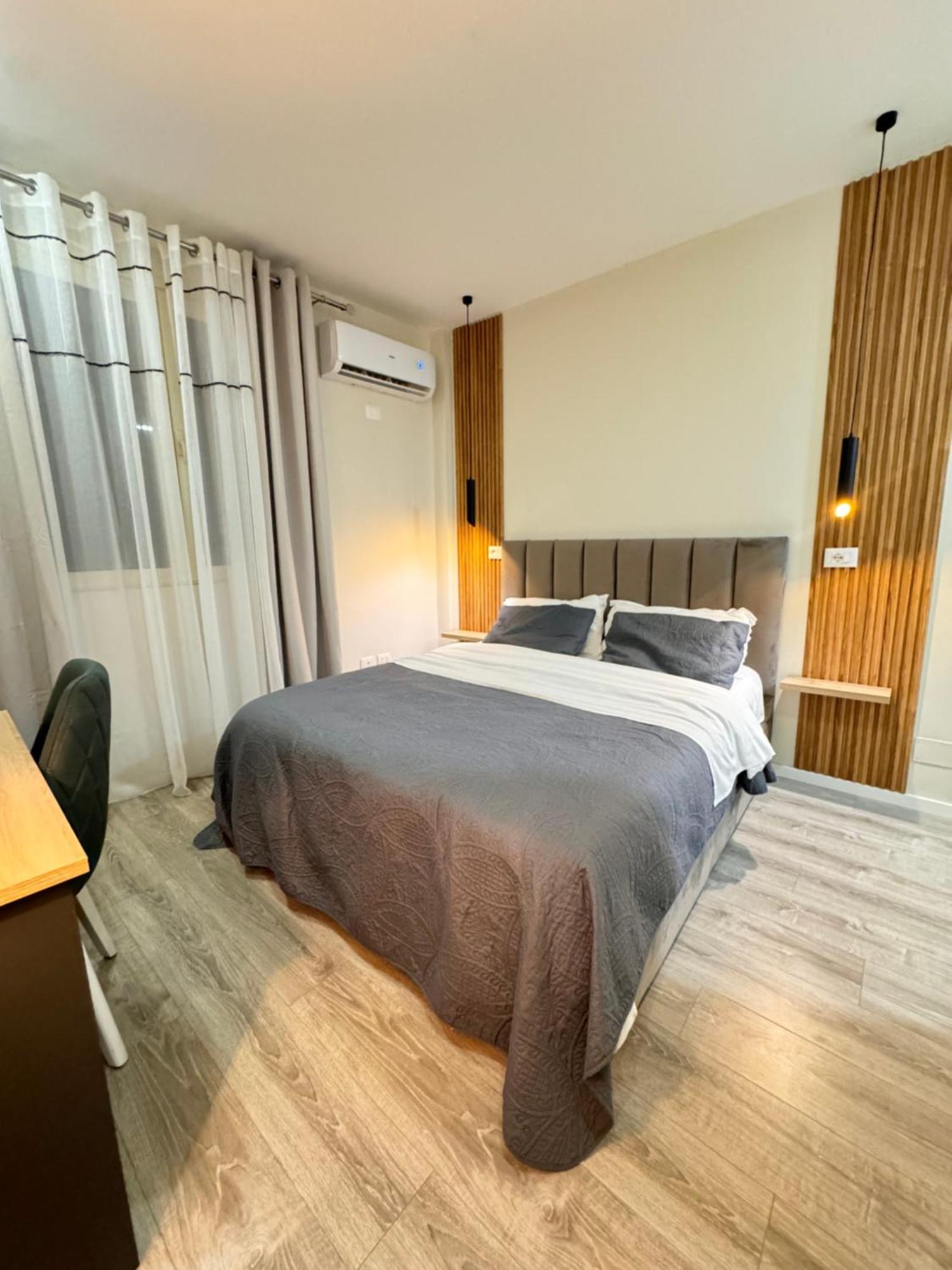 Belix Hotel Apartments, Near The Beach Durrës Exteriör bild